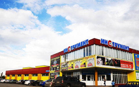 В магазин «Инструмент» в Сыктывкаре требуется старший продавец