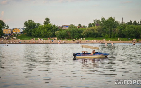 В Коми спасатели продолжают поиски двух утонувших рыбаков