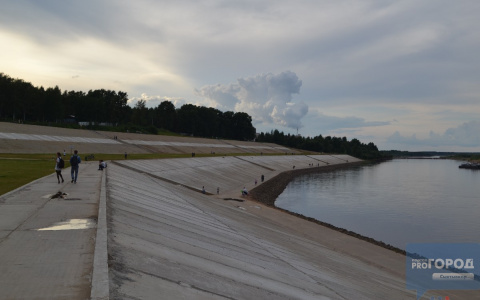 Пять опасностей, которые поджидают сыктывкарцев на новой набережной (фото)