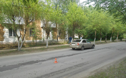 В Коми Huyndai сбил пенсионера, который перебегал дорогу вне зебры