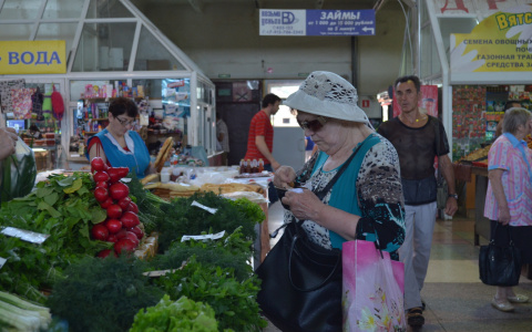 В Сыктывкаре в крупном гипермаркете продают продукты, которые могут быть опасны