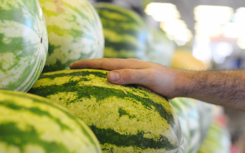 В Коми люди массово травятся арбузами