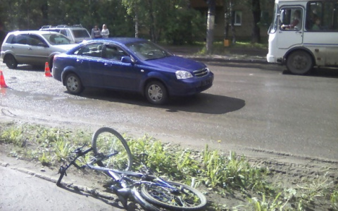 В Сыктывкаре за два месяца лета произошло уже более 20 ДТП с участием велосипедистов