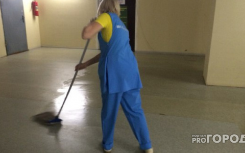 В Минтруда Коми прокомментировали перевод медсестер в уборщицы