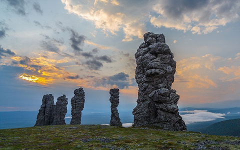 В Коми создадут свои вертолетные туры на Маньпупунер