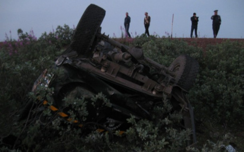 В Коми опрокинулся внедорожник, погиб человек