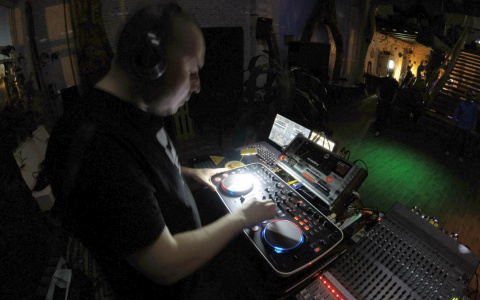 На IDM вечеринке сыктывкарцы погрузятся в атмосферу космической музыки