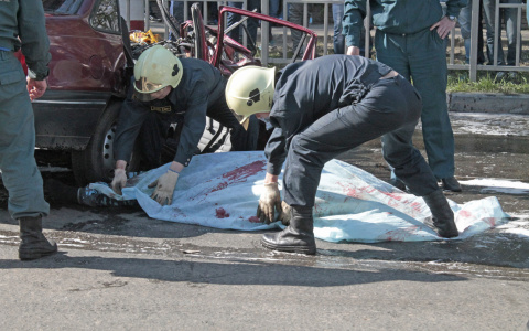 Очевидцы об ужасном ДТП в Сыктывкаре: «Мужчине оторвало голову»