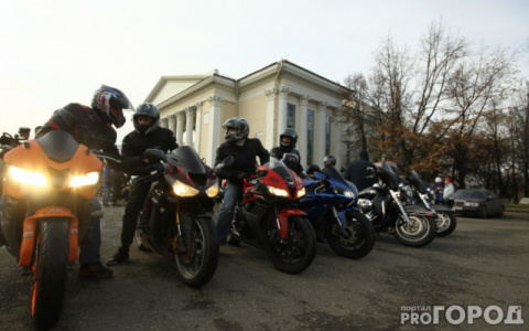 По дорогам Сыктывкара гоняли пьяные мотоциклисты