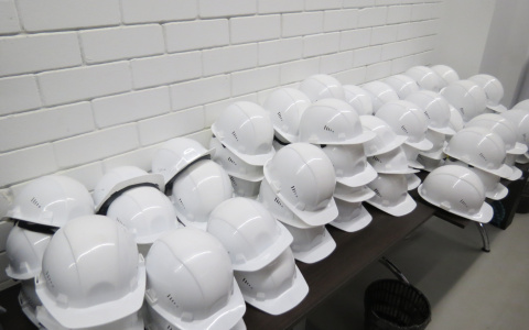 В Коми работникам завода не дают зарплату почти целый год (видео)