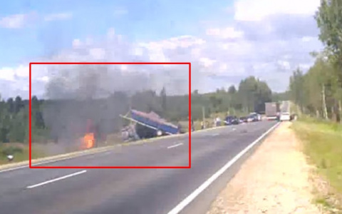 Появилось видео ДТП на трассе «Вятка», где заживо сгорели супруги из Коми