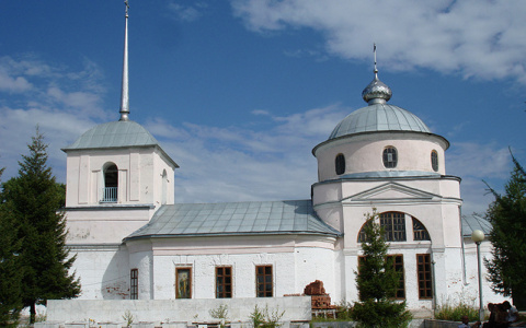 В Коми рыбакам не хватило своего алкоголя и они украли «Кагор» из церкви