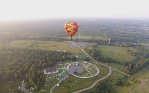 На фестивале воздушных шаров в Коми шары все-таки поднялись в воздух (видео)