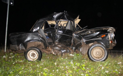 В Коми автоледи всмятку разбила две машины