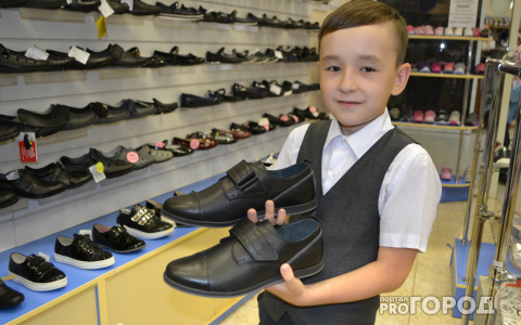 Собираемся в школу: где в Сыктывкаре купить обувь для первоклассника и выпускника