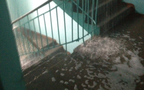 Сыктывкарцам после коммунальной катастрофы заявили: «Звоните, куда хотите» (фото, видео)