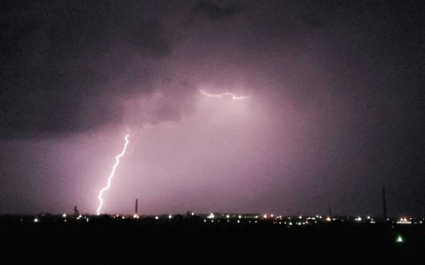 В Коми прошла гроза такой силы, что жители подумали о конце света (фото, видео)