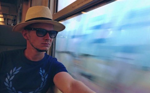 Гопники убили молодого парня в парке за то, что он был «одет не по понятиям»