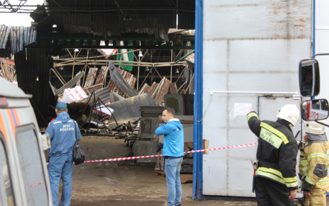 Полная хронология ЧП в Сыктывкаре, где под рухнувшей крышей погиб человек
