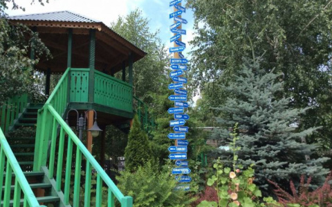 На верстовом столбе Нижнего Новгорода появилась табличка «Сыктывкар» (фото)