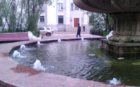 В Воркуте появился бурлящий гейзер (фото)