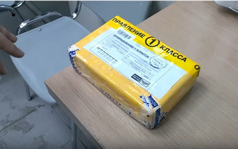 Житель Коми заказал смартфон, а получил таблетки