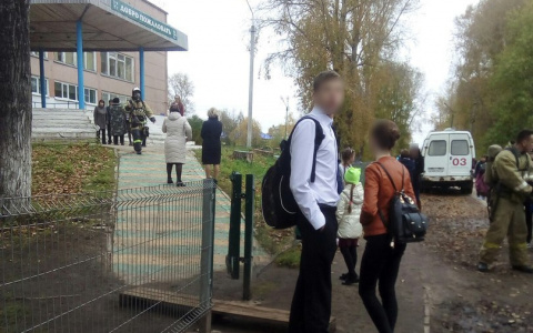 Выяснились подробности о школе в Коми, в которой разлили токсичный химикат