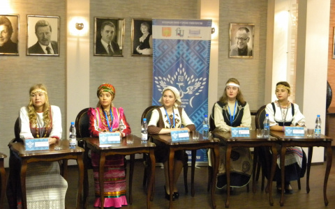 В Сыктывкар приехали лучшие студентки на международный конкурс красоты (фото)