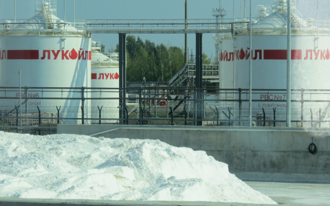 В сети появилось эпичное видео о том, как добывается нефть в Коми