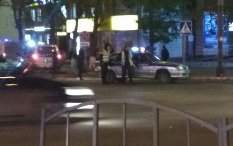 Полиция оцепила ТЦ «Детский мир» в центре Сыктывкара (фото)