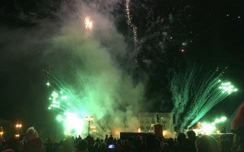 Интинцы о салюте в день города: «Полетели в небо шахтерские денежки» (фото, видео)