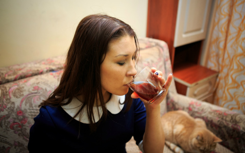 Гороскоп на 6 октября: Львам не стоит принимать все близко к сердцу, а Рыбам - злоупотреблять алкоголем