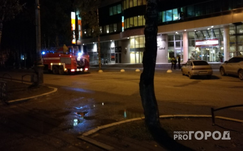 ФСБ выяснила, кто сообщил о заминировании трех гостиниц и трех торговых центров Сыктывкара