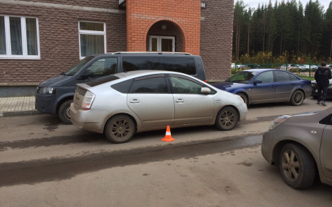 В Сыктывкаре водитель на «Тойоте» сбил 9-летнюю девочку