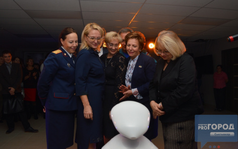 Министр образования Коми на открытии технопарка поблагодарила родителей республики