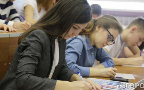 10 специальностей в вузах Коми, на которые сложнее всего поступить