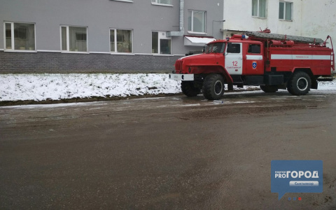 Появились подробности, почему экстренные службы оцепили торговый центр в Сыктывкаре