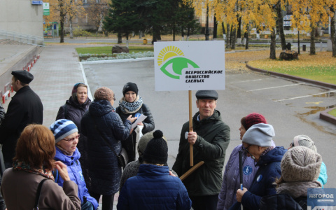 В Сыктывкаре слепые рабочие уже полгода не получают зарплату