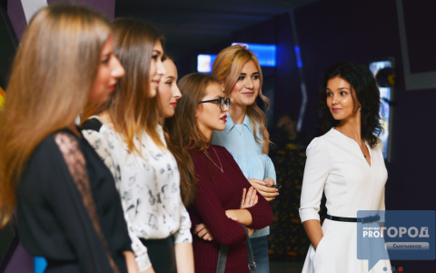 Экономист, художник и спортсменка: кто поборется за звание «Мисс Сыктывкар-2017»