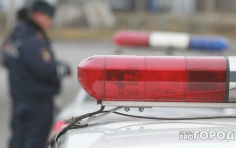 В Сыктывкаре мужчина попал под грейдер