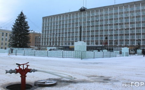 Стало известно, какие фигуры украсят главную площадь Сыктывкара на Новый год