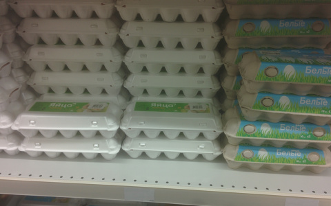 Жители Сыктывкара подняли тревогу из-за того, что в магазинах нет местных яиц