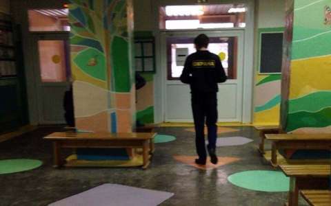 Эксперимент: легко ли незнакомцу проникнуть в сыктывкарскую школу (фото, видео)