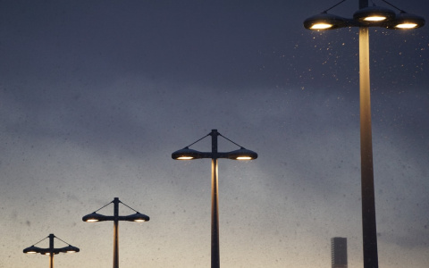 В Коми упал столб и разрушил магазин