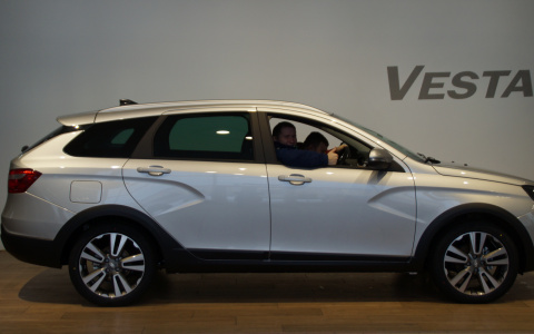 Тест-драйв LADA Vesta SW Cross в Сыктывкаре: это уже совсем другие Жигули