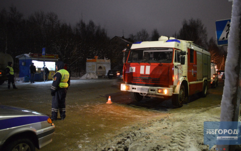 Стала известна личность мужчины, которого заживо засыпало землей в Сыктывкаре