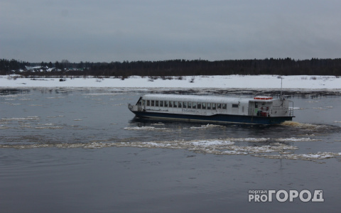 Жители заречных поселков под Сыктывкаром остались без переправы