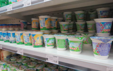 На столе сыктывкарцев может оказаться творог со смертельным содержимым