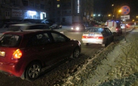 В Сыктывкаре автоледи сбила женщину на пешеходном переходе