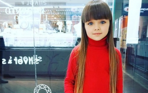 6-летнюю девочку из России признали самой красивой в мире